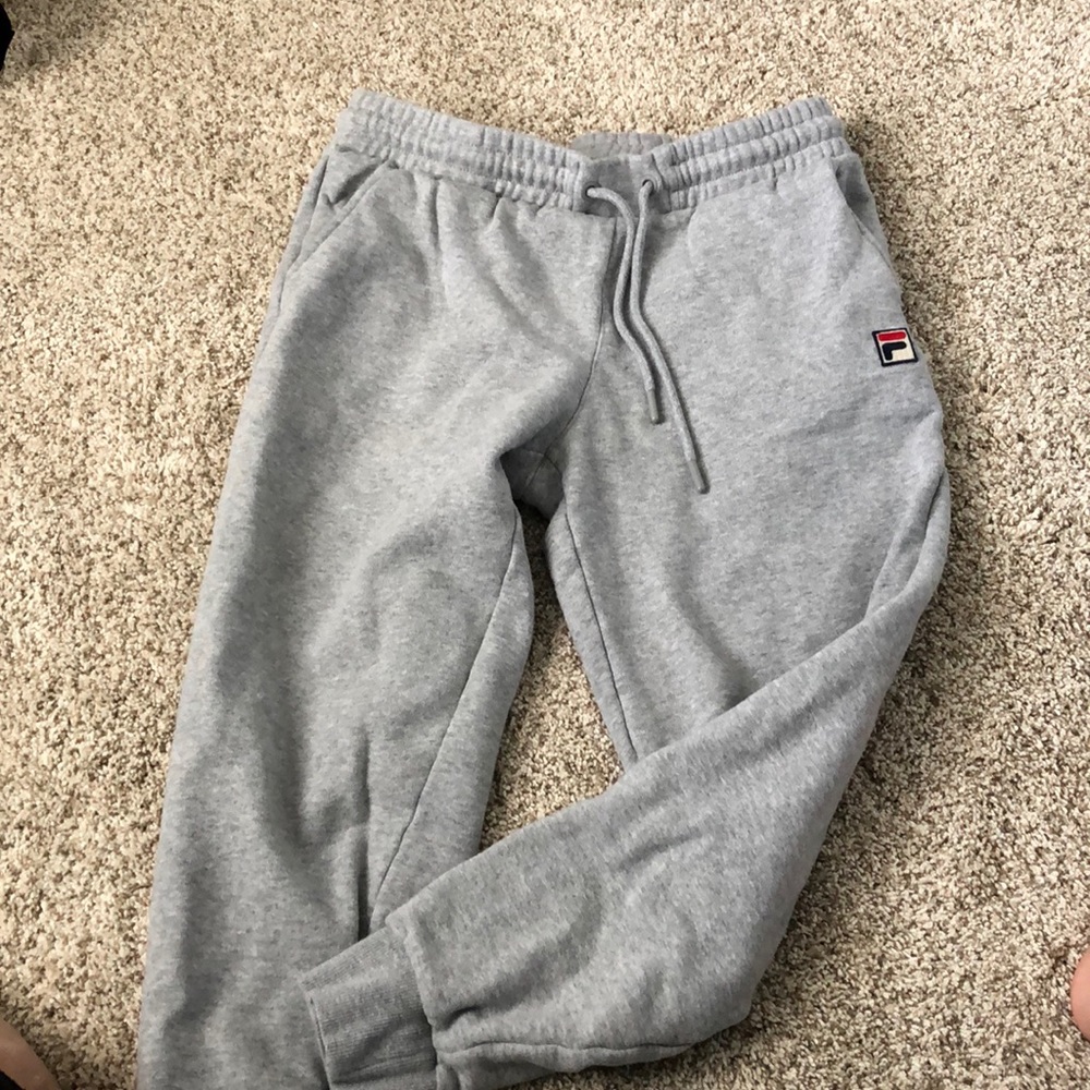GREY FILA SWEATPANTS